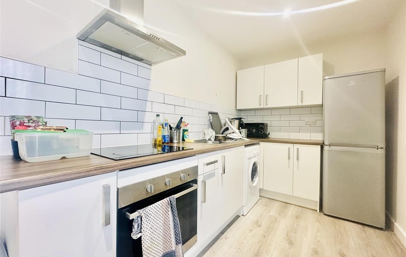 31 Gregory Street, Lenton, Nottingham - Image 1